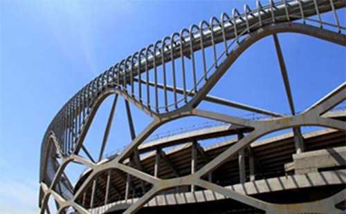 如何防止循化钢结构焊接热变形？