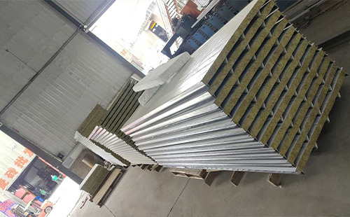 循化彩钢夹芯板